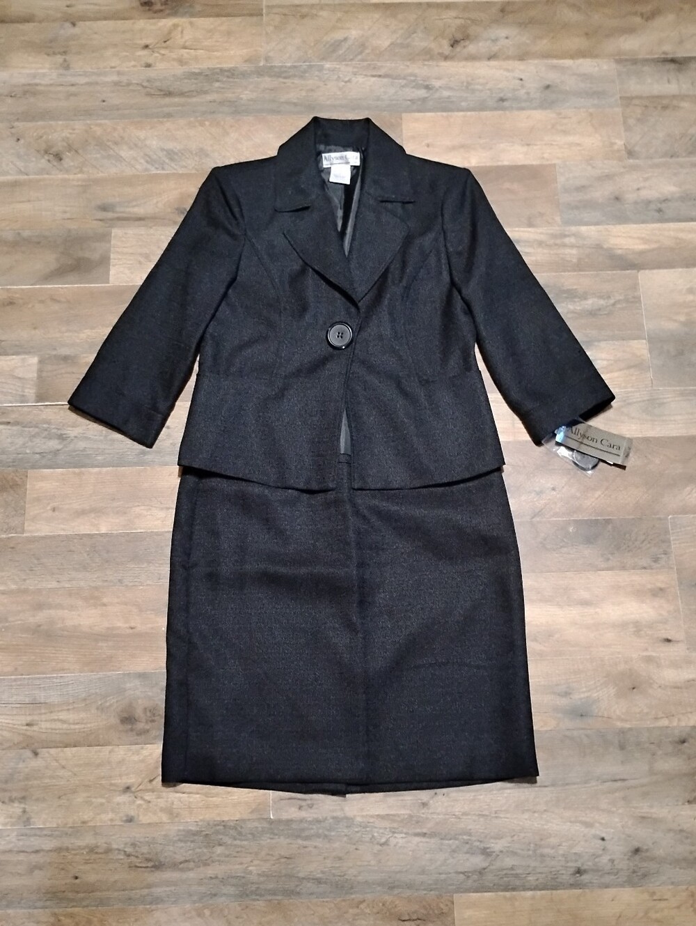 Allyson Cara NWT Classic 3/4 Sleeve Black Skirt Set Womens Size: 8